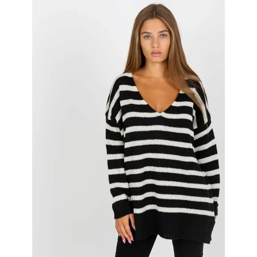 Fashion Hunters OCH BELLA white and black oversize striped sweater