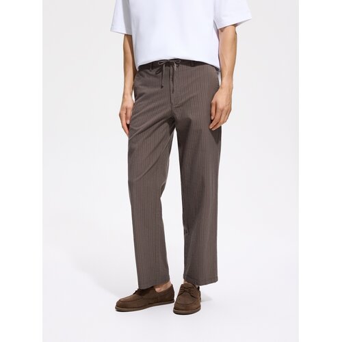 Reserved MEN`S TROUSERS - prljavosmeđe Cijene