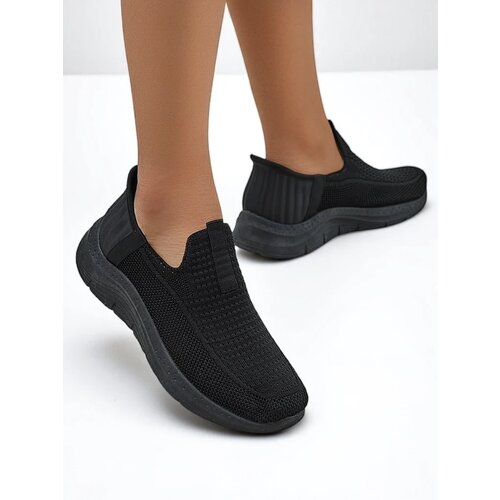 Resti Women's Slip-On Fabric Sports Shoes Secat Cene