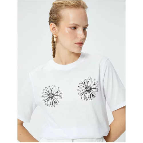 Koton Rachel Araz X Cotton T-Shirt with Daisy Print.