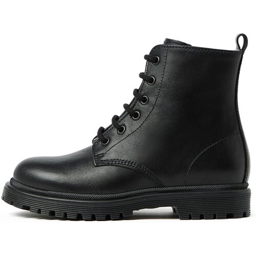 Nero Giardini Polškornji Cairo Tr Brenna Escort Ner Črna Cene