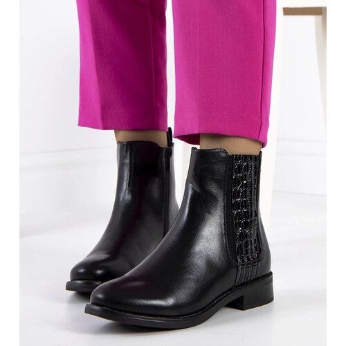 D/CEO Black patent leather insulated boots Campi Slike
