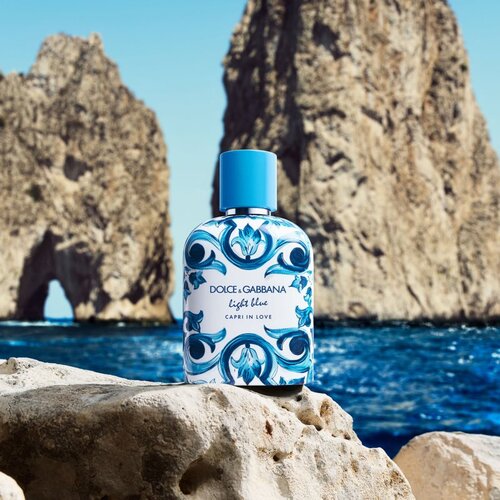 Dolce &amp;amp; Gabbana Light Blue New Capri In Love Pour Homme parfumska voda za mo&amp;scaron;ke 100 ml Slike