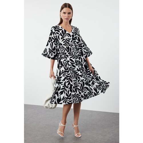 Trendyol Black Floral Patterned Wide Cut V-Neck Woven Dress Cene