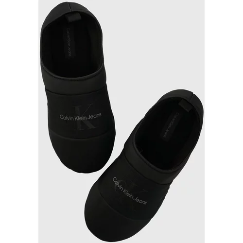 Calvin Klein Jeans Copati HOME SLIPPER MONO črna barva, YM0YM00840