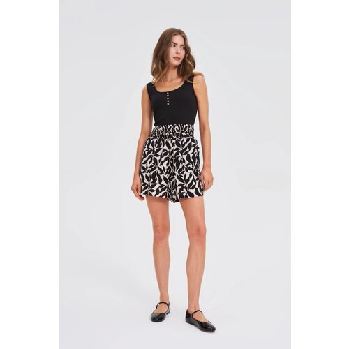 Marisse Patterned Beige Viscose Shorts Cijene