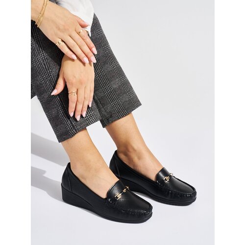 Shelvt Black openwork loafers on a low wedge Slike