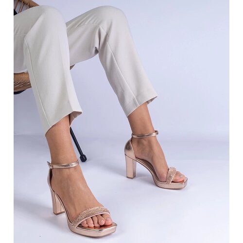 D/CEO marka niezdefiniowana Champagne elegant sandals with a heel and rhinestones Beltusto Slike