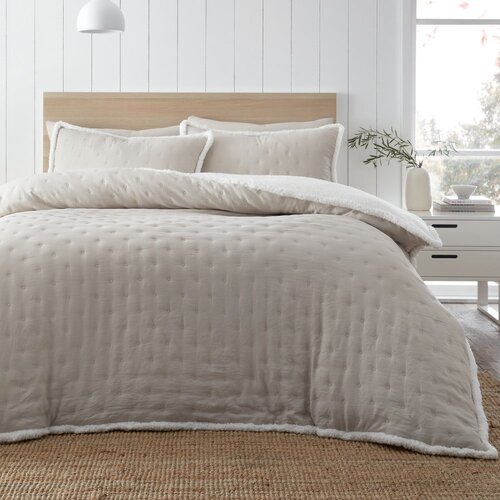 Catherine Lansfield Krem posteljina za krevet za jednu osobu od sherpa flisa 135x200 cm Cosy Nori – Cijene