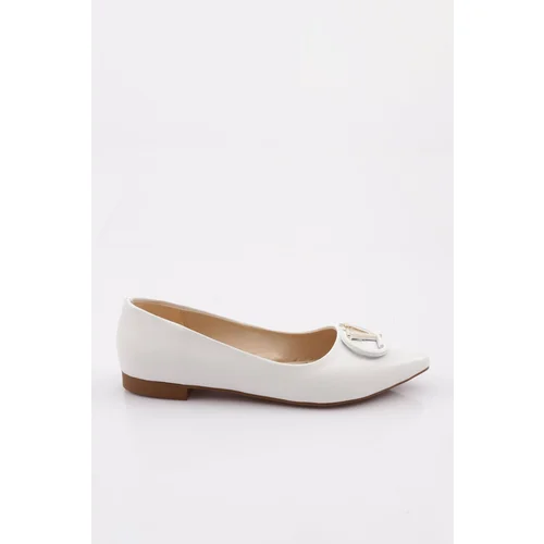 DGN 1030 Women's Flats with V-buckle