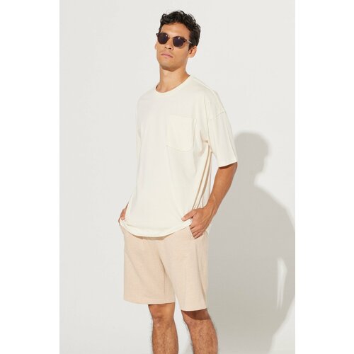 ALTINYILDIZ CLASSICS Men's Milk Brown Standard Fit Regular Fit 100% Cotton Pocket Shorts Slike