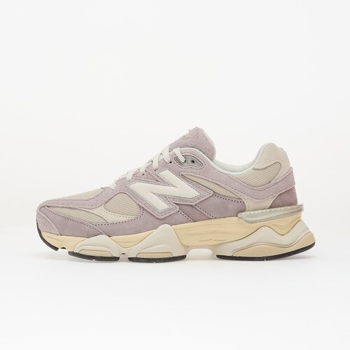New Balance Sneakers 9060 Truffle Salt/ Timberwolf EUR 42.5 Cene