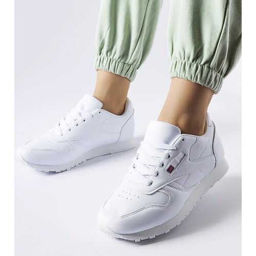 D/CEO White trainers Justar Cene