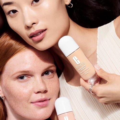 Clinique Even Better&amp;trade; Vitamin Makeup tekoči puder SPF 50 odtenek Light Medium Cool 5 30 ml Slike