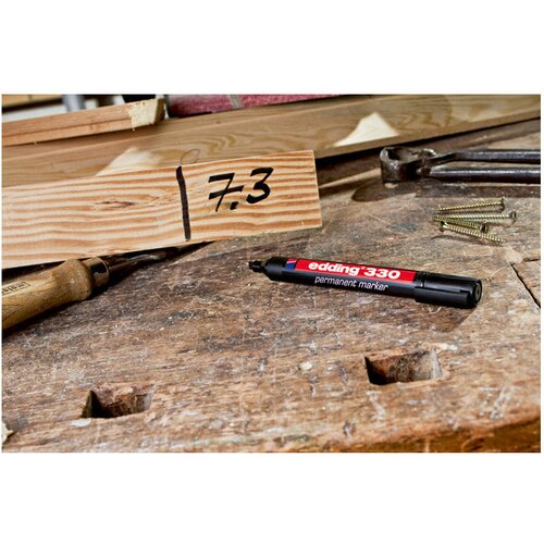  permanentni 1-5mm klinasti vrh edding 330 rdeč Slike