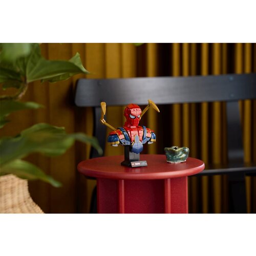 Lego Super Heroes - Bista Ajron-Spajdermena (76326) Slike