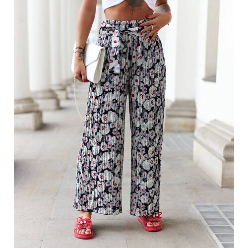 Gemre Black wide pleated trousers Aberdeen Slike