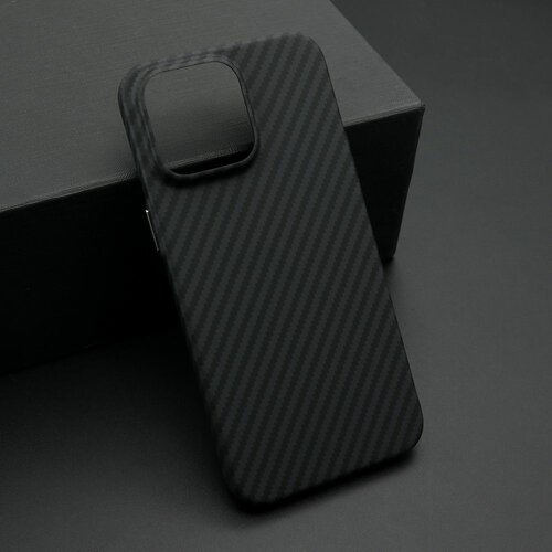 maska carbon stripes za iphone 15 pro max/ crna Slike