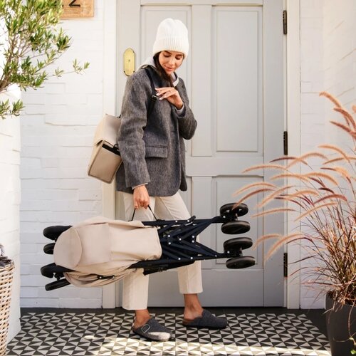Momi ki&amp;scaron;obran kolica za bebe akira dark grey, 6m+ Slike