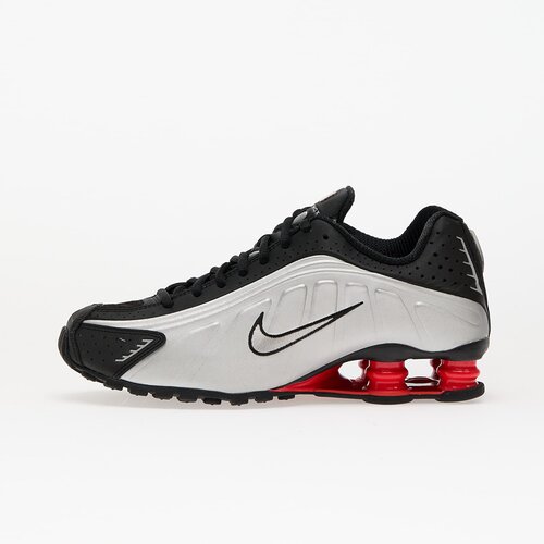 Nike Sneakers Shox R4 Black/ Mtlc Silver-Lt Crimson EUR 41 Cene