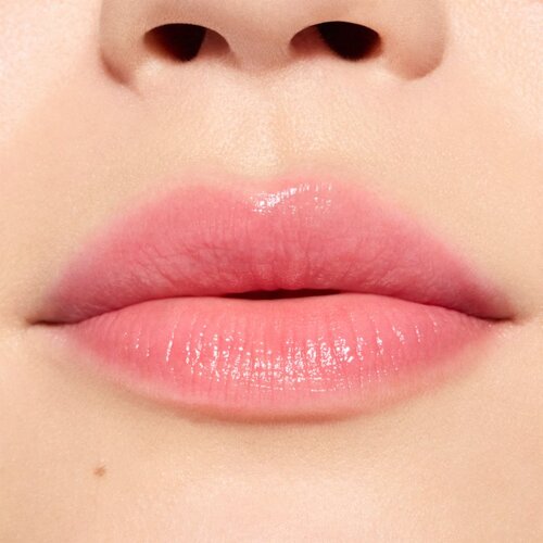 MAC Cosmetics Glow Play Lip Balm hranilni in vlažilni balzam za ustnice odtenek Smile 3.14 g Slike