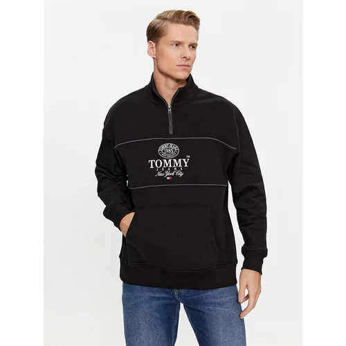 Tommy Jeans Jopa Luxe Athletic DM0DM17800 Črna Relaxed Fit