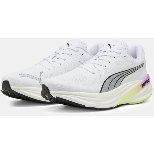 Puma Teka&amp;scaron;ki čevelj &amp;#039;Magnify Nitro 2&amp;#039; črna / bela Slike