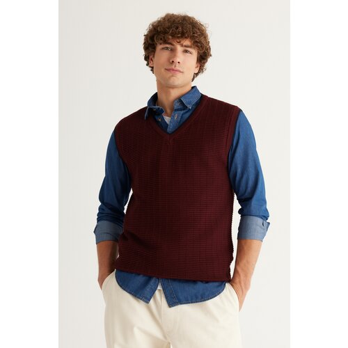 AC&Co / Altınyıldız Classics Men's Burgundy Standard Fit Normal Cut V-Neck Cotton Knitwear Sweater Slike