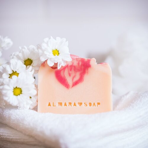 Almara Soap Fancy Heavenly Honeysuckle ročno izdelano milo 100 g Slike