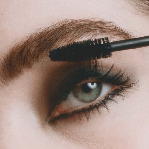 M&amp;Aacute;DARA Come Closer hranjiva maskara 6 ml Slike