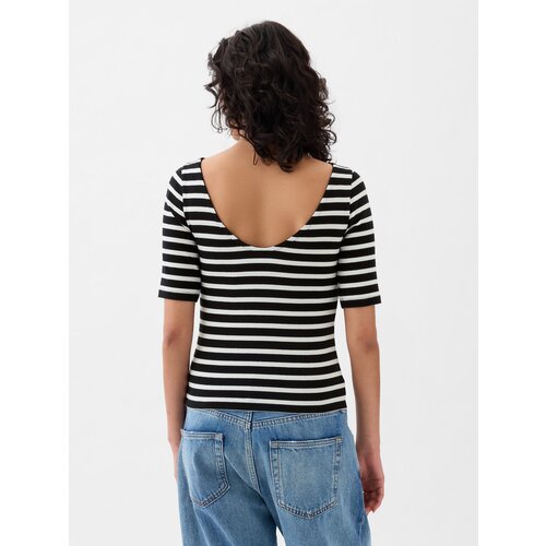 GAP Cropp T-Shirt with Neckline - Women Cene