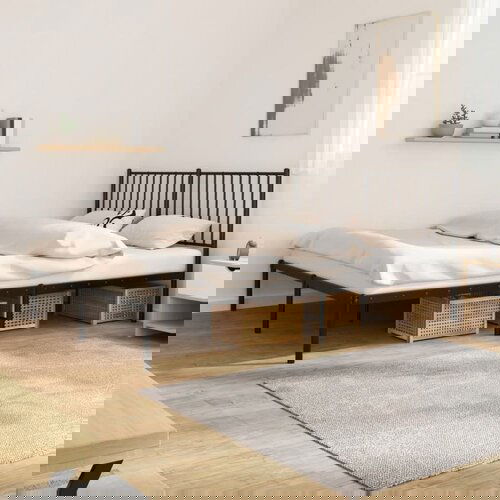Metalni okvir za krevet s uzglavljem crni 160x200 cm Slike