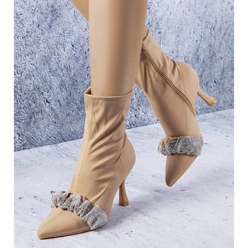 Gemre Beige ankle boots adorned with rhinestones Caisse Cene