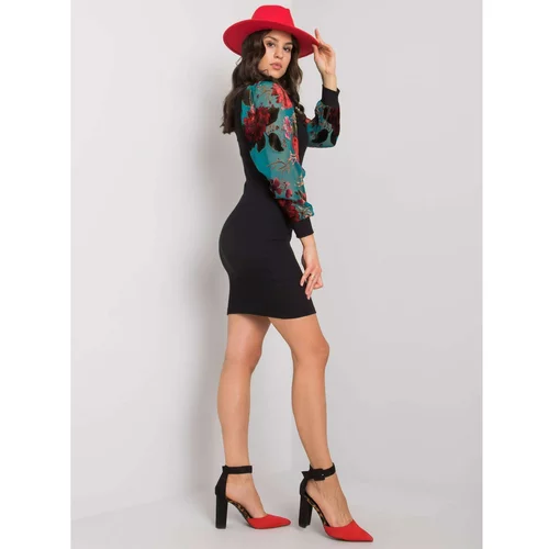 Fashion Hunters Black dress fitted with decorative Elyssa RUE PARIS sleeves