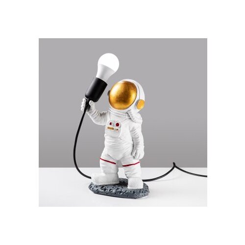 Wallxpert stona dekoracija astronaut 1 Slike