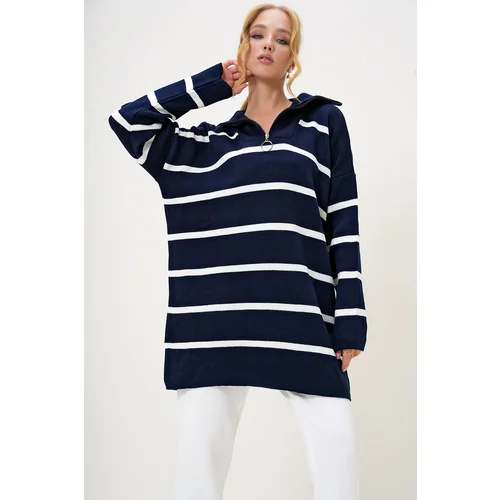 Trend Alaçatı Stili Women's Navy Blue Turtleneck Zipper Detailed Striped Knitwear Tunic