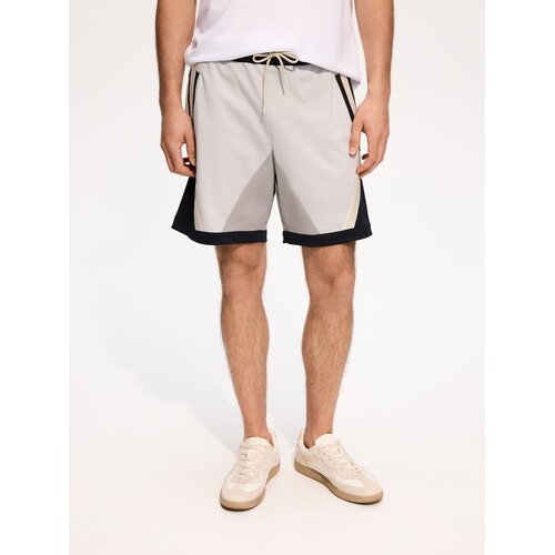 Reserved Shorts udobnog kroja - crno Cijene