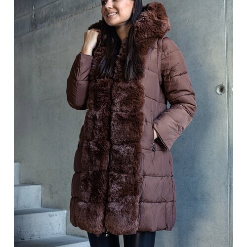 Gemre Brown long quilted jacket with detachable sleeves decorated with fur Louis Cijene