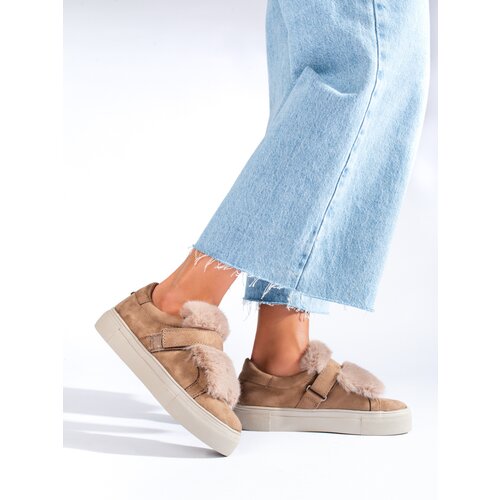 SHELOVET Beige suede sneakers with fur Slike