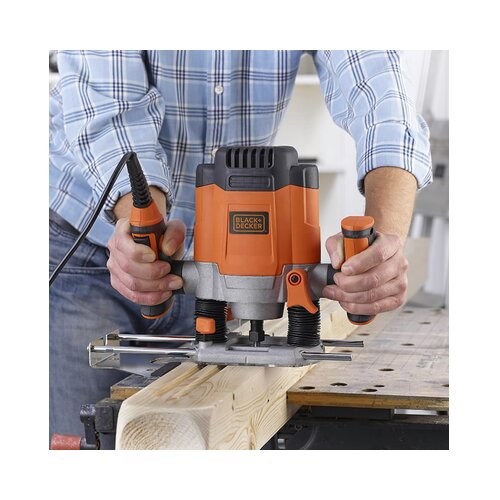 Black &amp;amp; Decker KW1200E ubodna pila autoselect 550w Slike