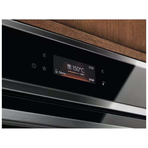 Electrolux vgradna pečica s pirolizo LOE8P39X Slike