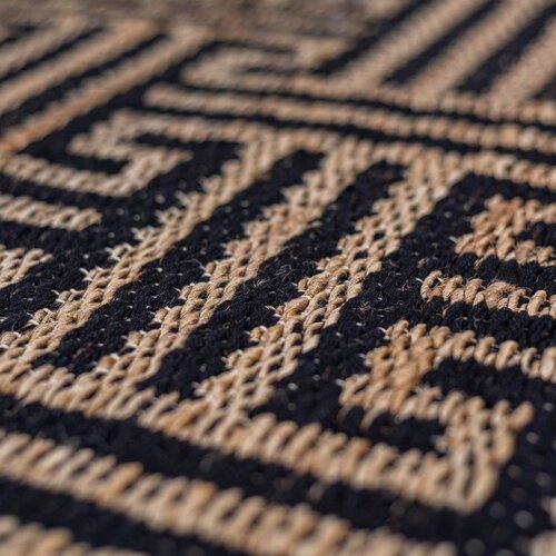 Flair Rugs Ročno tkana preproga iz me&amp;scaron;anice jute v črni in naravni barvi 160x230 cm Meander Jute &amp;ndash; Slike