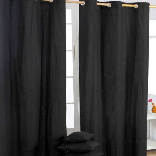 HOMESCAPES Navadne črne bombažne zavese Eyelet 137x228 cm, (20749472) Cene