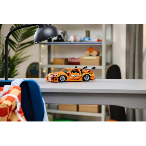 Lego Technic Brzi i žestoki Toyota Supra MK4 42204 Slike