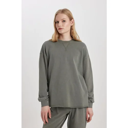 Defacto Relax Fit Crew Neck Washed Faded Effect Sweatshirt