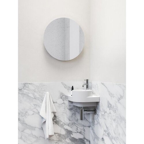 Ravak XJX01228000 Yard 28 x 28 cm kotni umivalnik z odprtino za armaturo Slike