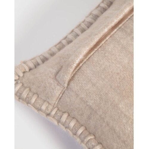 Kave Home Ukrasna jastučnica od mje&amp;scaron;avine vune 30x50 cm Augustina &amp;ndash; Slike