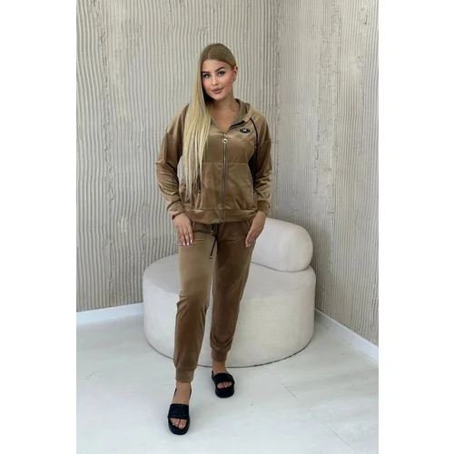 Kesi Velour set sweatshirt + camel trousers