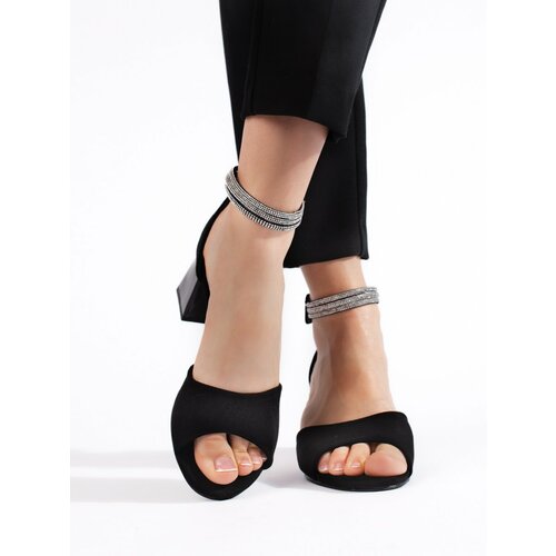 GOODIN Stylish women's black sandals Slike