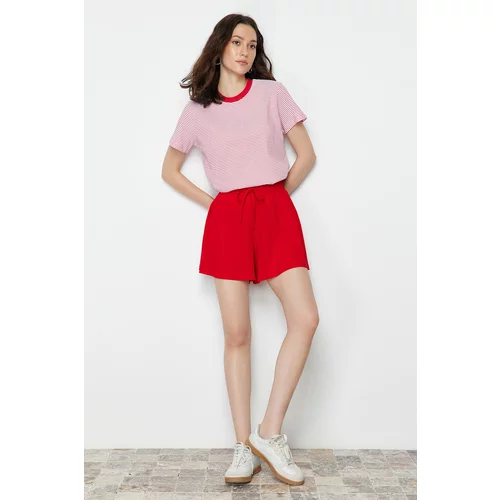 Trendyol Red Comfort Fit Normal Waist Crested Knitted Shorts